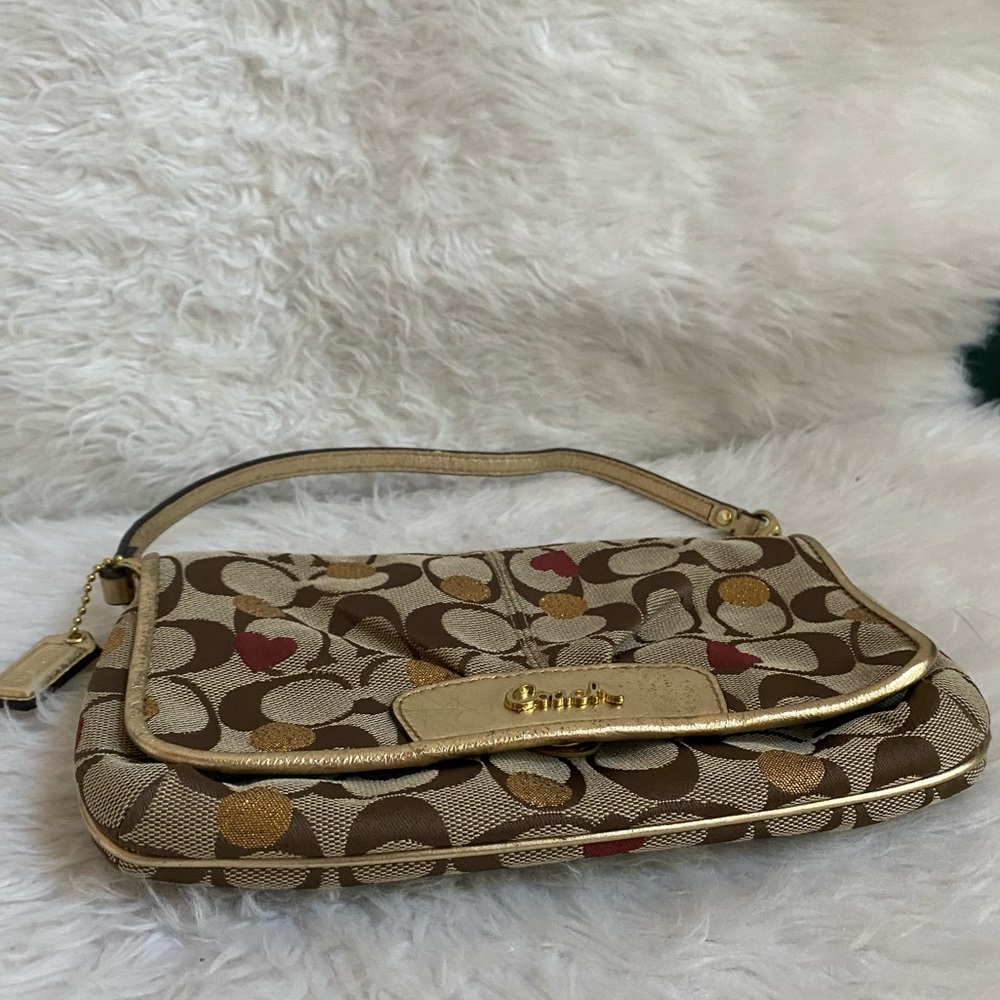 COACH SECRET ADMIRER LARGE FLAP WRISTLET WALLET 46934 - Picture 11 of 15